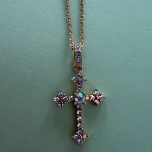 Elegant Gold Cross Pendant Necklace